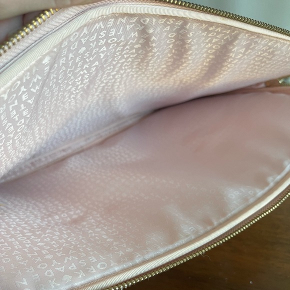 Kate Spade Black and Cream Laptop Sleeve - Picture 3 of 5